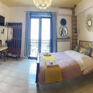 Reina , Heraclión Grecia